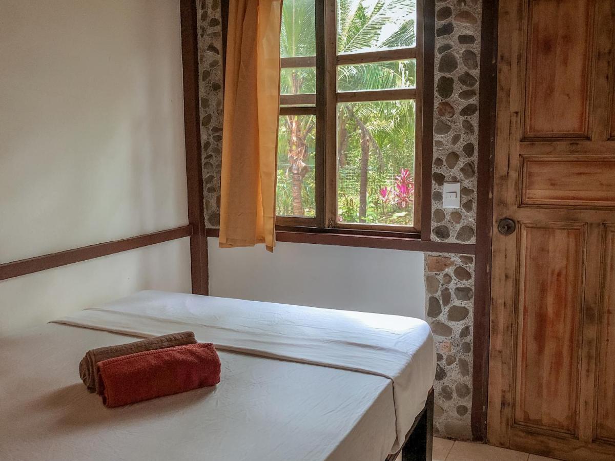 Uvita River Guesthouse Eksteriør billede