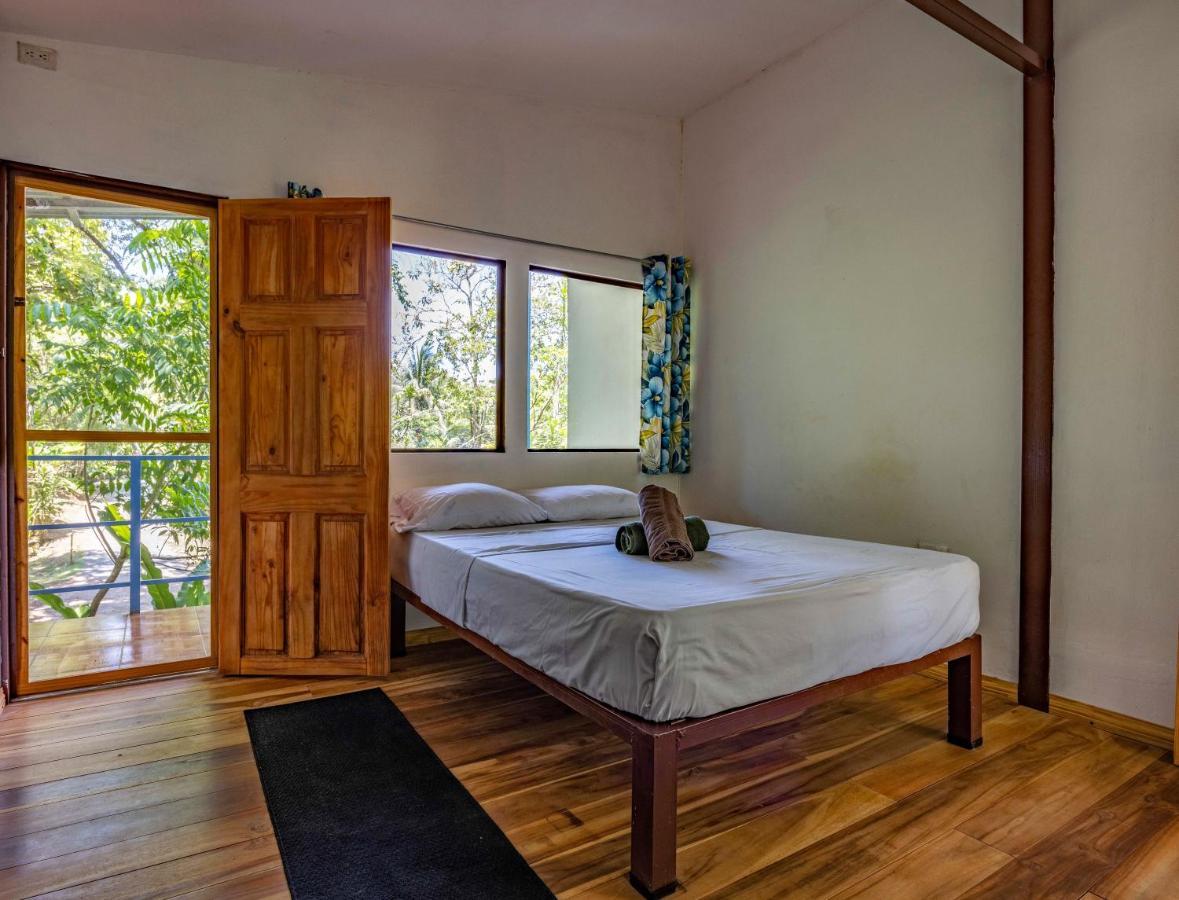 Uvita River Guesthouse Eksteriør billede